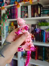 Image 3 of Hurón rosa