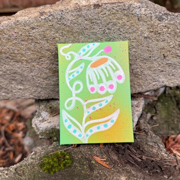 Image of Mini Flower