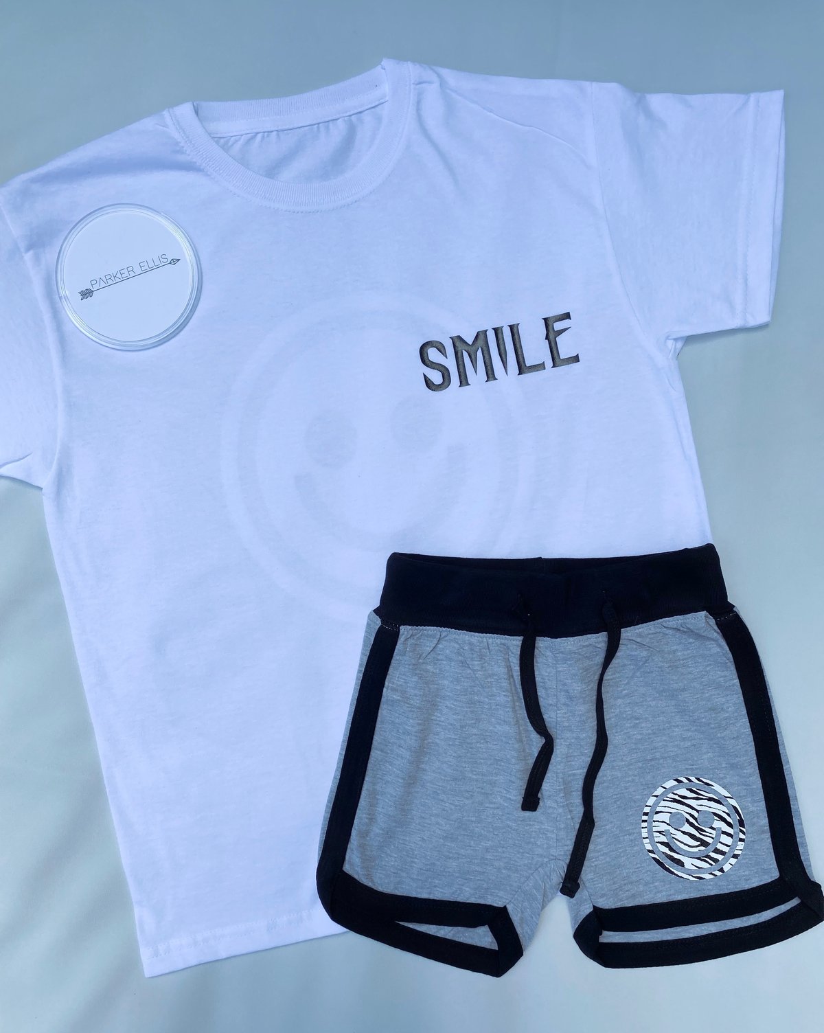 Image of Smile Shorts in Grey 
