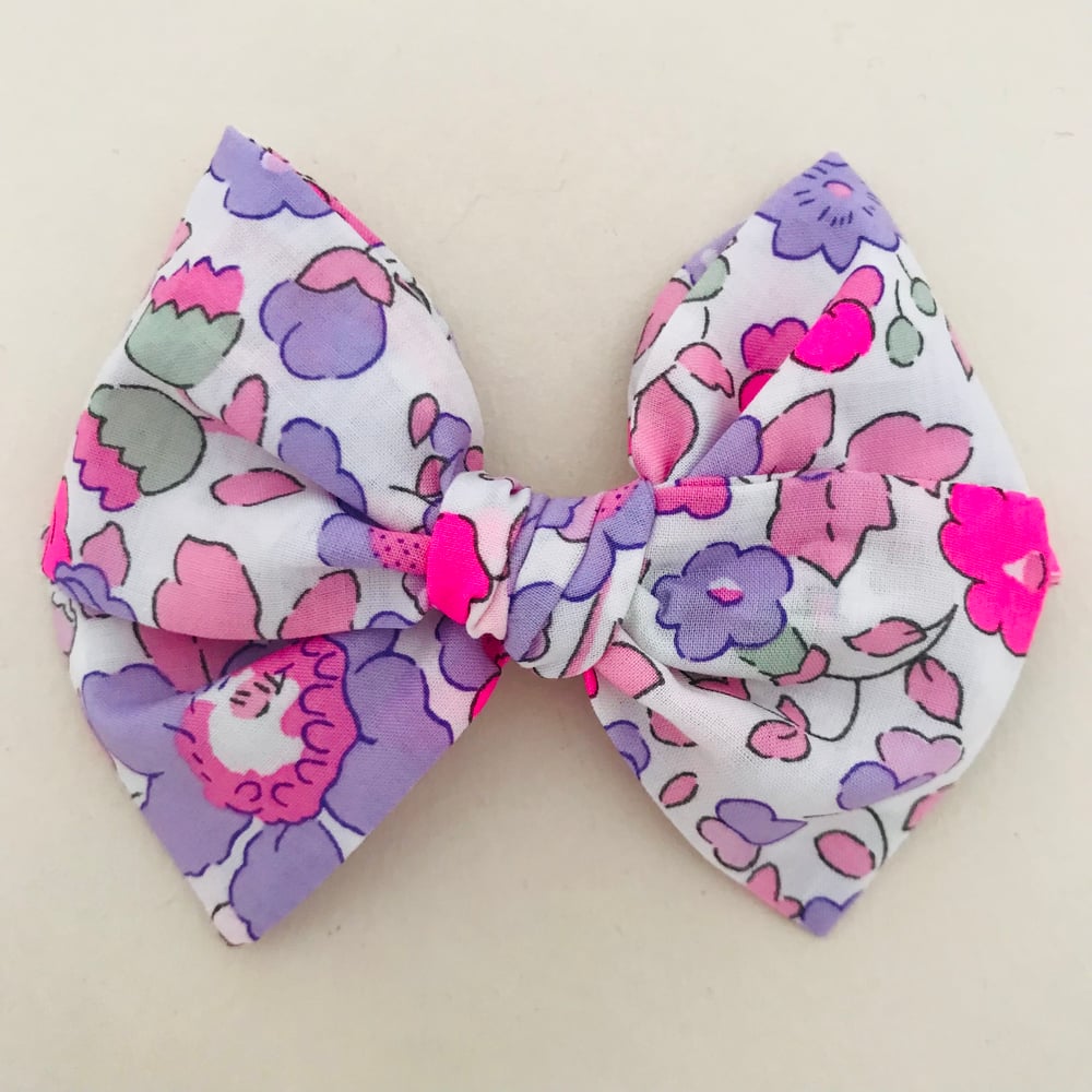 Image of Barrette Liberty mauve & fluo