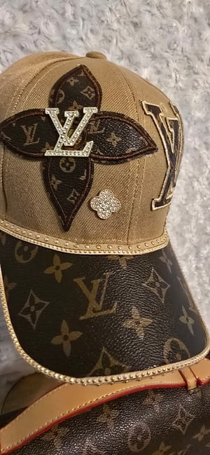 Image of LuV Crossbody with matching hat