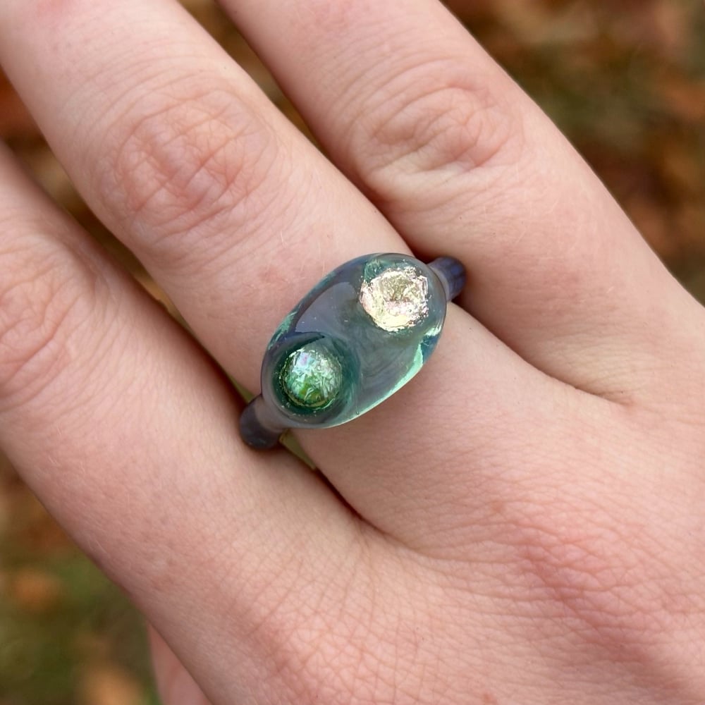 Image of tropical frog ring