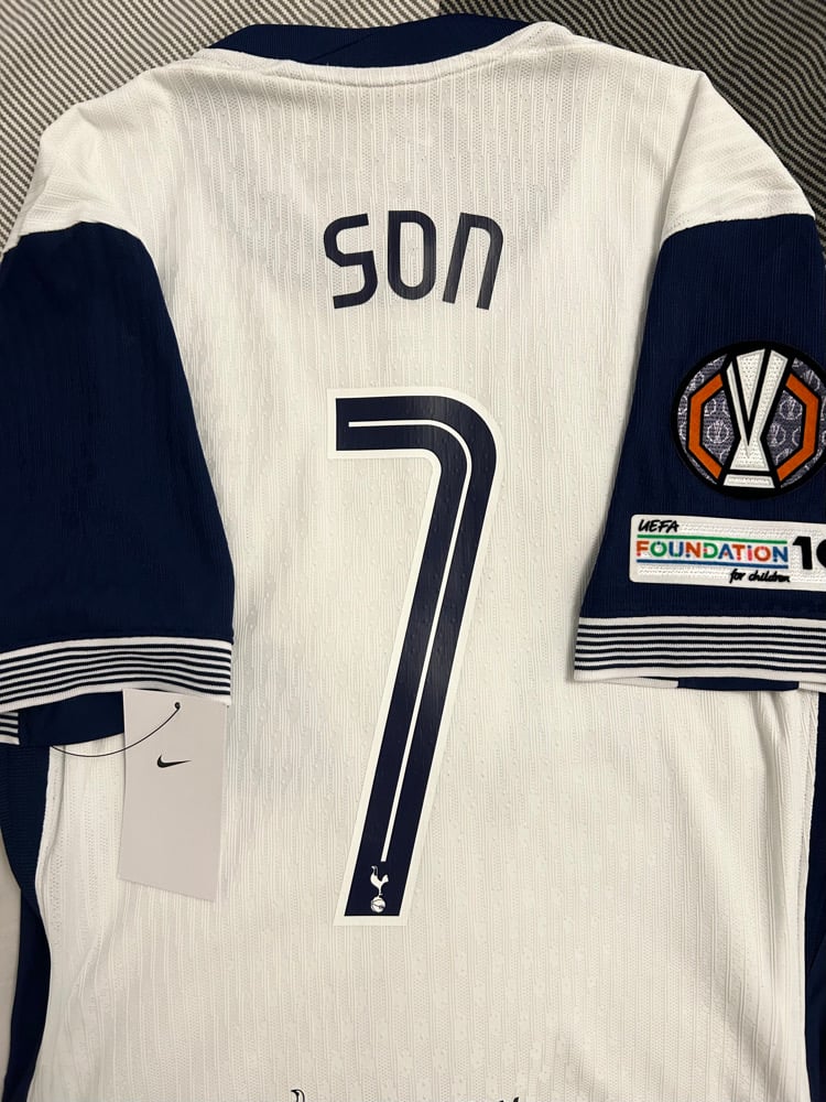 Image of PRE ORDER: Tottenham Hotspur “SON 7” Vaporknit 2024/25 Home Europa Final Shirt  (M)
