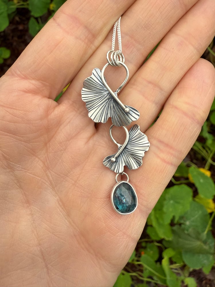 Image of Tiered Swoosh Ginkgo Leaf Teal Moss Kyanite Necklace
