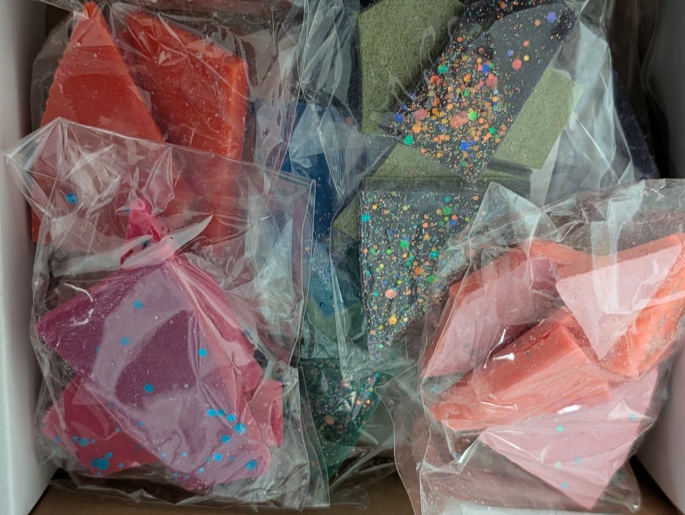 Image of 10 Piece Wax Melt Brittle Samples Box