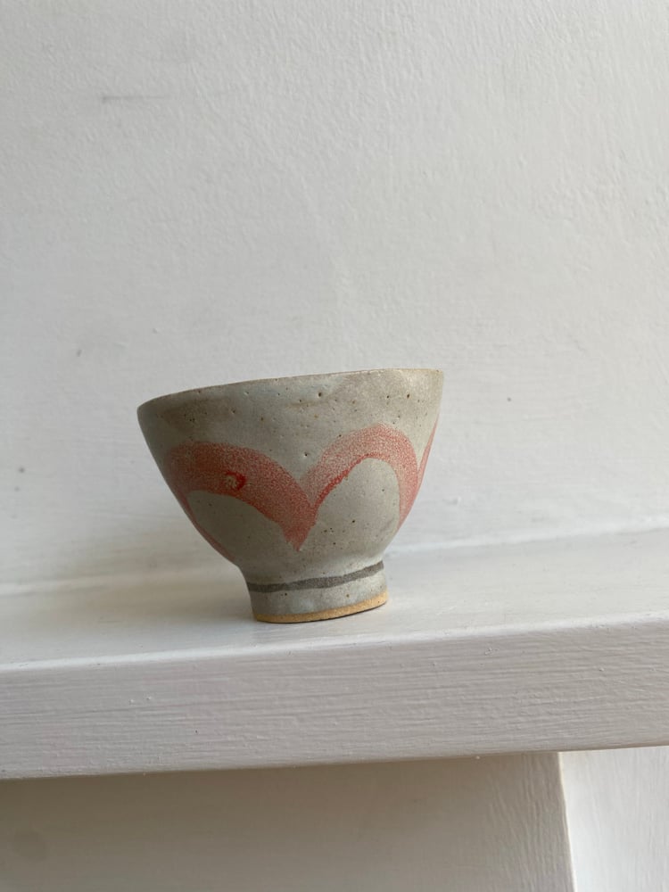 Deep footed bowl (black circle) Image 5