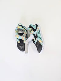 Image 5 of L-Run Toddler Mesh Aqua/Blk Sneakers/Water Athletic Shoe with Paste Accents