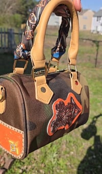 Image 6 of Mini Orange & Camo Gorg girl speedy with matching hat