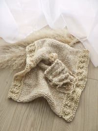 Image 3 of Knitted set - blanket and bonnet with pompom