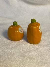 Image 2 of Pumpkin Peebo