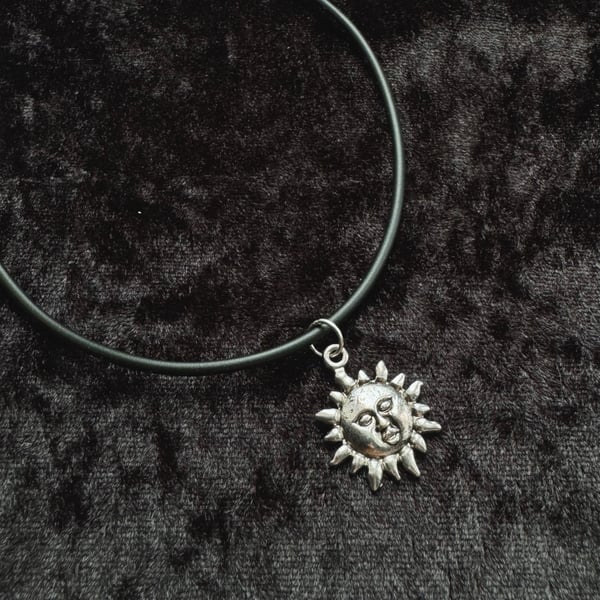 Image of Soleil Choker Necklace