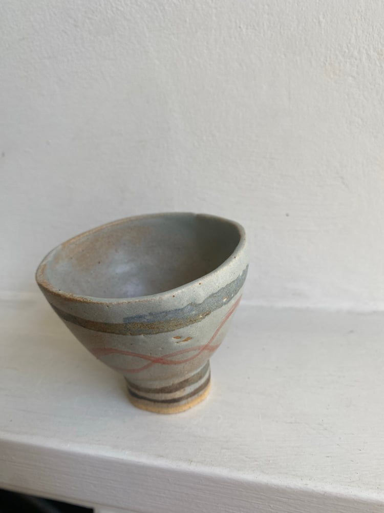 Deep footed bowl (red weave) Image 2