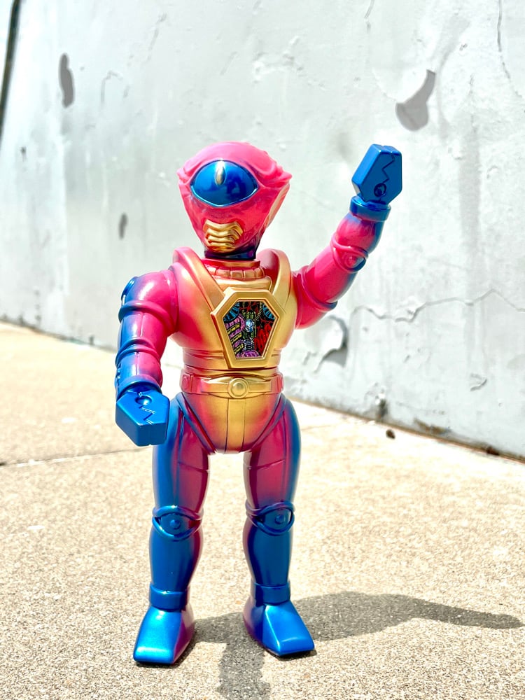 Image of 1/1 SkullRizer Cyclyptor "Thermal Vision" Sofubi