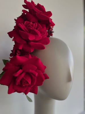 Image of Red flowers headpiece