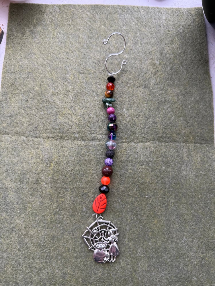 Image of Witchy plant charm 🕸️🔮