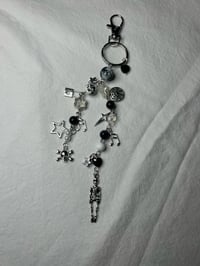 Image 3 of Soul King Keychain 