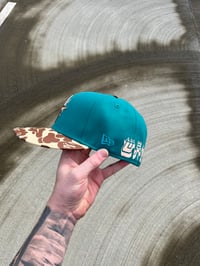 Image 2 of  MINT BRIM MULTI TONE SEATTLE MARINERS CUSTOM FITTED 