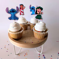 Image 2 of Lilo y Stitch Cupcake Toppers Sets de 12 y 24