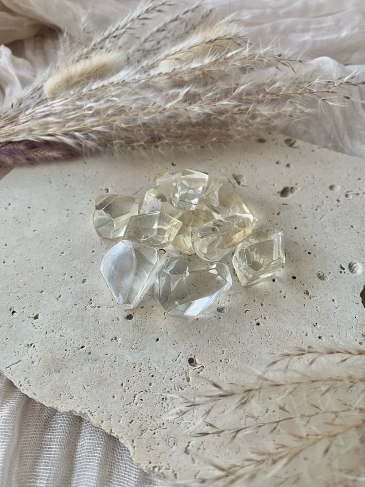 Image of Mini Citrine Freeforms