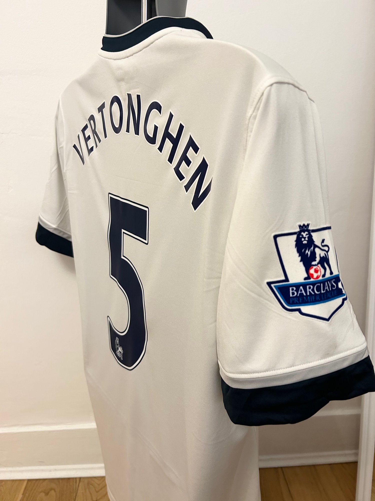 Image of Tottenham Hotspur “VERTONGHEN 5” 2015/16 Home Shirt + PL patches (M)