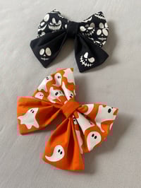 Image 3 of Glow-in-the-Dark Halloween Sailor Bows / Bow Ties