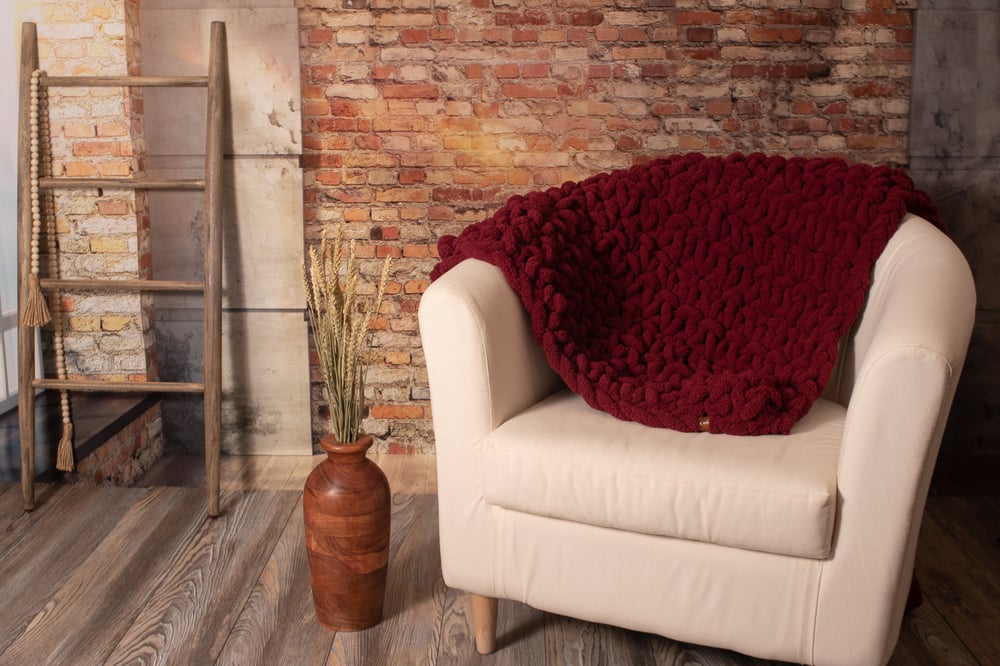 Image of Cozy Chunky Blanket- Rich Burgundy 