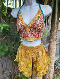 Image 3 of Frida frilly shorts-mustard