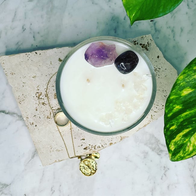 Zodiac Crystal Infused Candle 450g - SCORPIO  **ONLY 10 AVAILABLE**