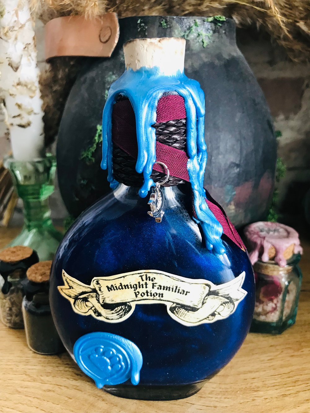 The midnight familiar potion