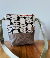 Image 5 of cotton Canvas Flower Shoulder Bag