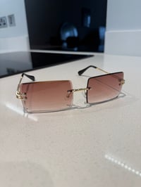 Image 2 of Mocha Killy Shades 