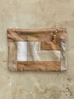 Image of PATCHWORK PAINTER'S POUCH