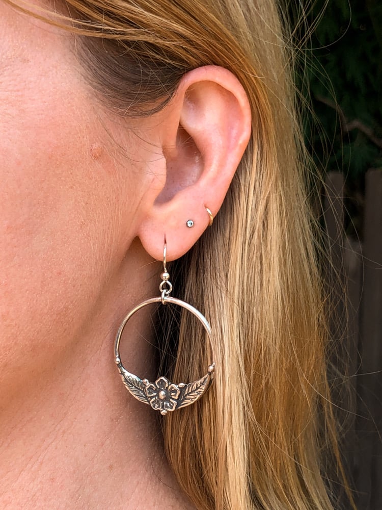 FLORAL HOOPS #2 Image 2