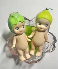 Image 3 of lettuce sonny angel keychain