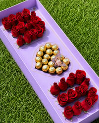 Image 1 of Mom box 