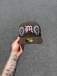 Image 2 of CAFE CON FRESA PINK BRIM BROWN MEXICO CUSTOM FITTED CAP