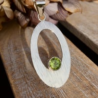 Image 4 of il corteccia peridot Pendant