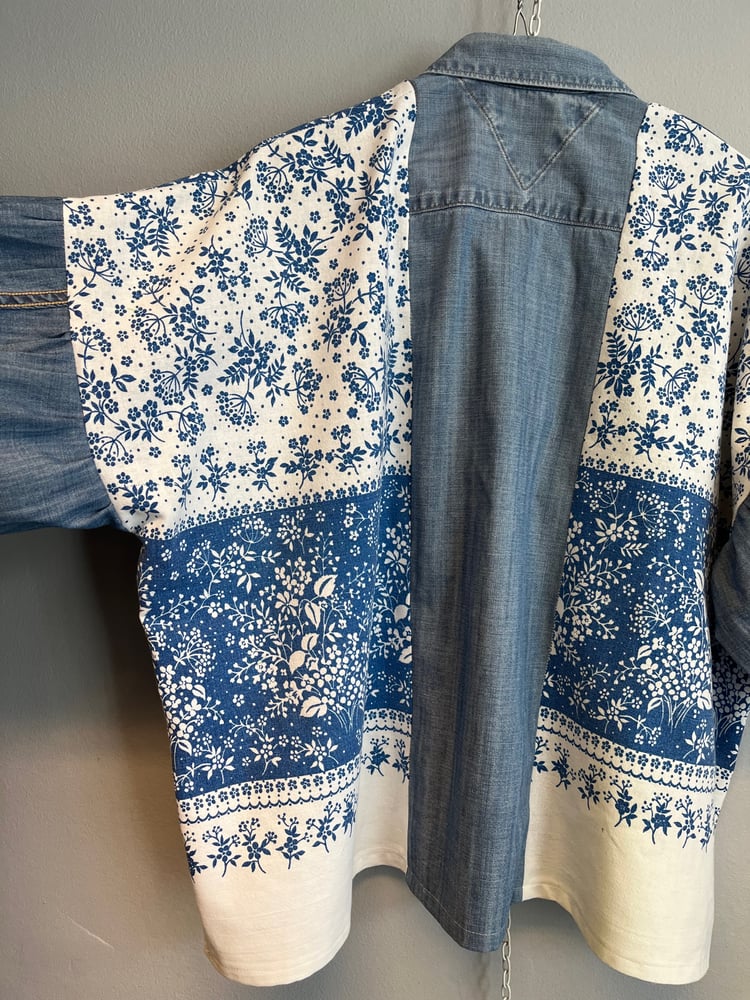 Image of Lykkeskjorte med jeans (xs-xxl)