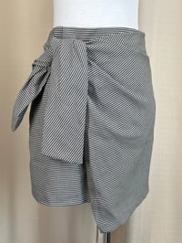 Image 2 of ZARA tie front houndstooth mini skirt