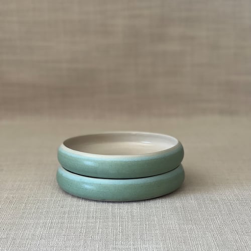 Image of NATURE CURVED DESSERT PLATE