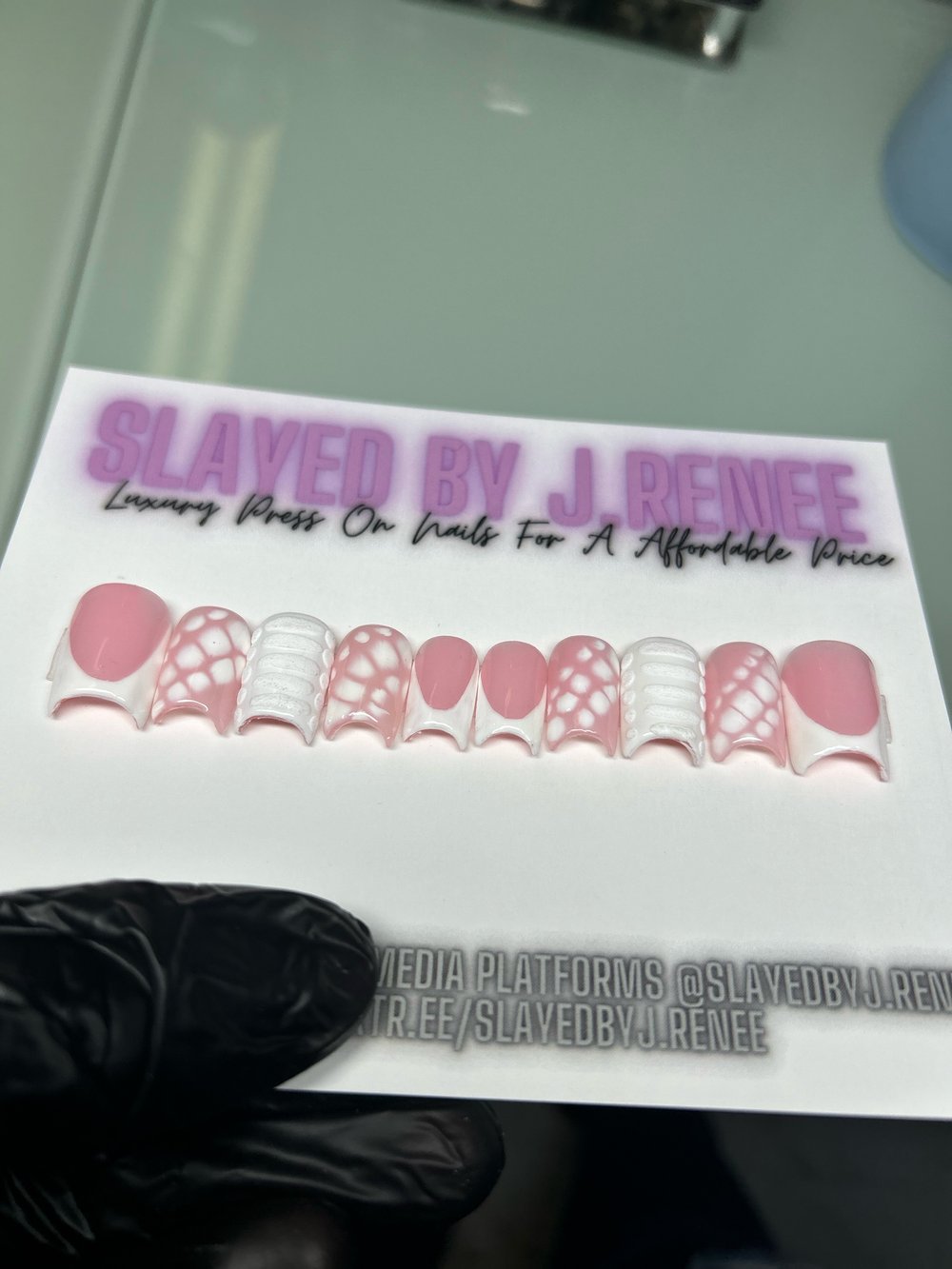 Moon Cut Short French Design 