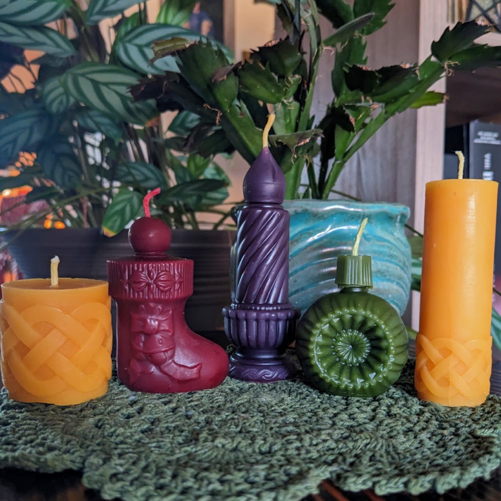 Image of Yuletide Stocking Candle Set (set of 5)