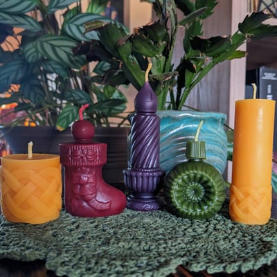 Image of Yuletide Stocking Candle Set (set of 5)