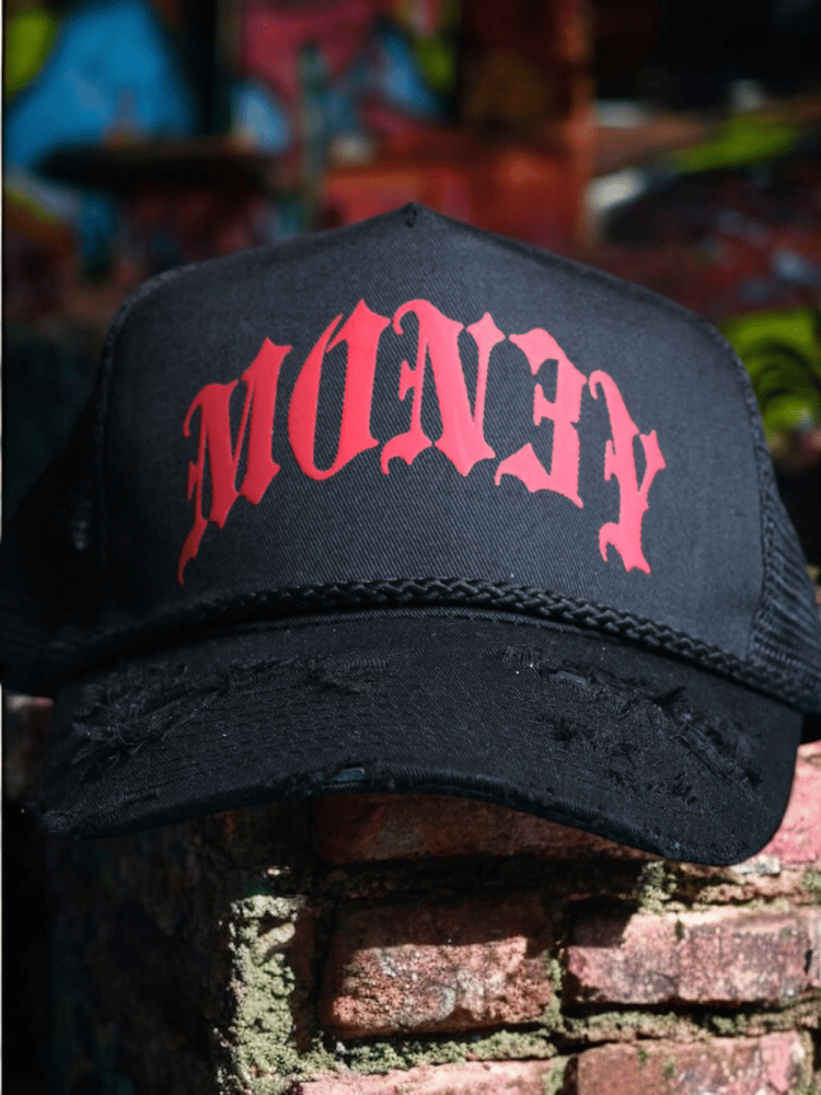 RED MON3Y // BLACK  DISTRESS HAT