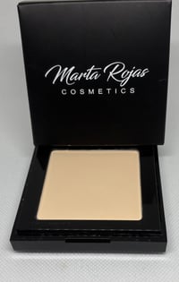 Image 1 of matte finish compact powder Light 01