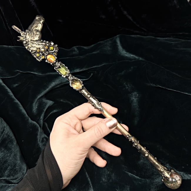 Metal Henge Witch Wand: Mossgold Unicorn 