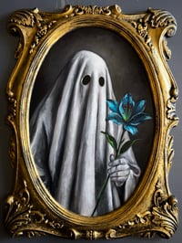 Image 1 of Fantasma con lirio azul