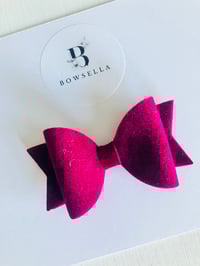 Plum velvet bow 