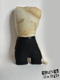 Image 2 of Tasmin Graves