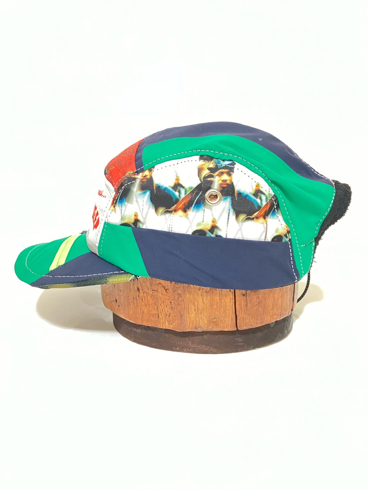 Helly Mobb Deep Brim Pocket Glow Reflect 5-Panel